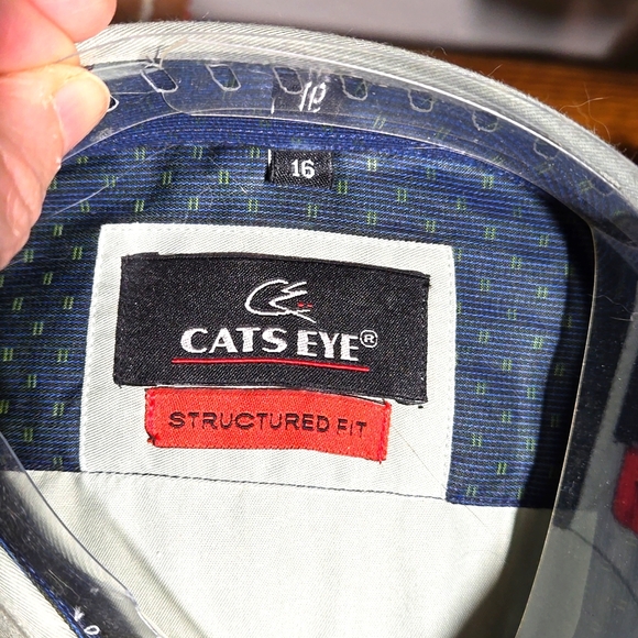 Cats Eye men's long sleeve button down dress shirt.  Size 16. NWT - Picture 2 of 3